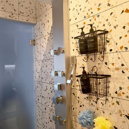 Mosaic Urban Apartman *