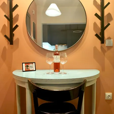 Mosaic Urban Apartman *