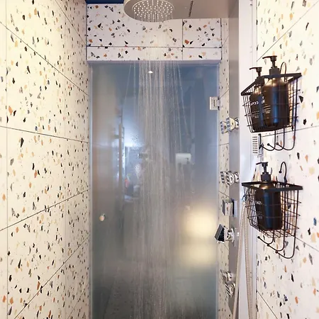 Mosaic Urban 아파트